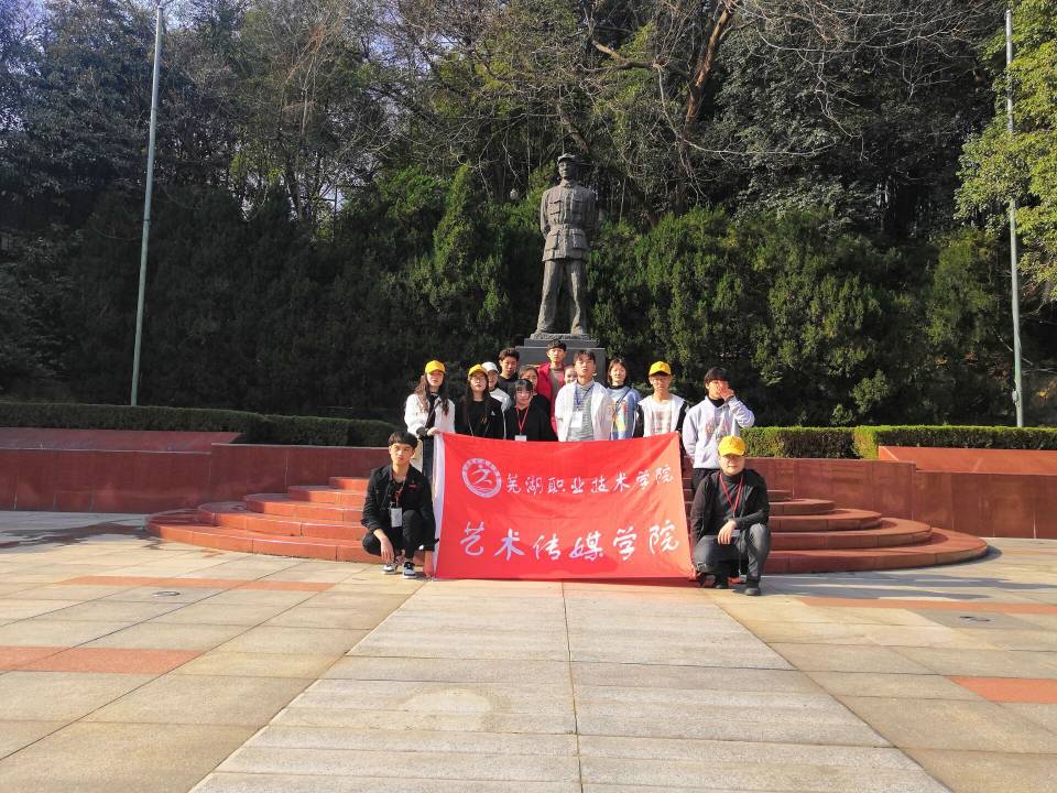 E65ED9DDD38D585D00751D6EF23FE441.jpg E65ED9DDD38D585D00751D6EF23FE441.jpg